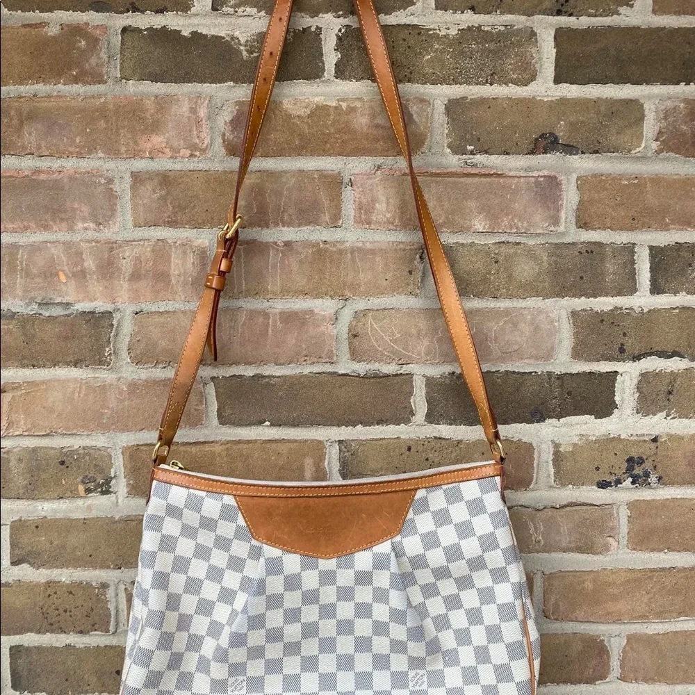 Louis Vuitton louis vuitton